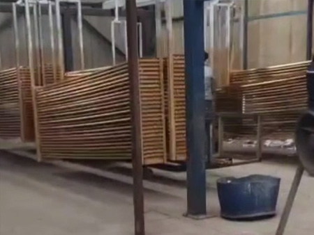 鋁合金踢腳線噴涂視頻